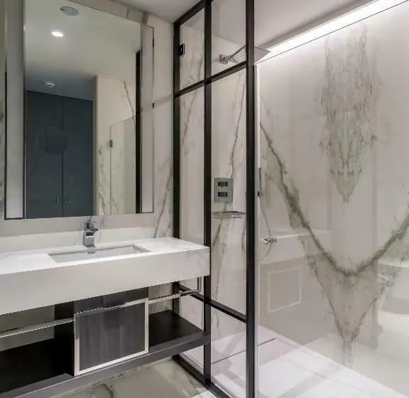 اتاق اجرایی, Room Mate Gorka