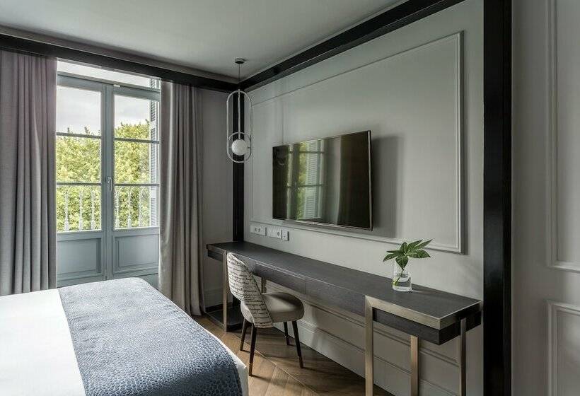 اتاق اجرایی, Room Mate Gorka