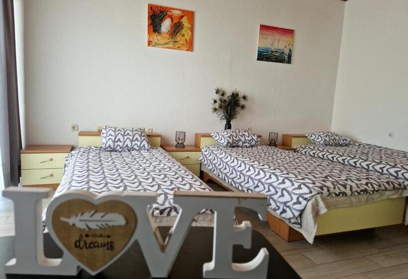 غرفة قياسية فردية مزودة بشُرفة, Motel Tri Lovca