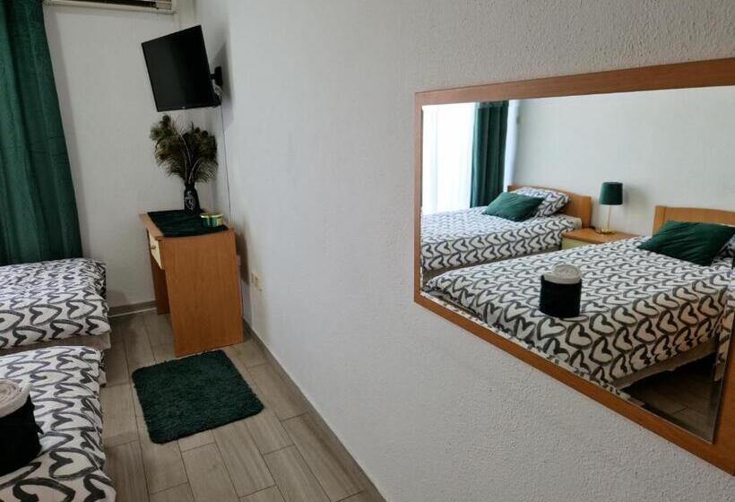 חדר סטנדרט יחיד עם מרפסת, Motel Tri Lovca