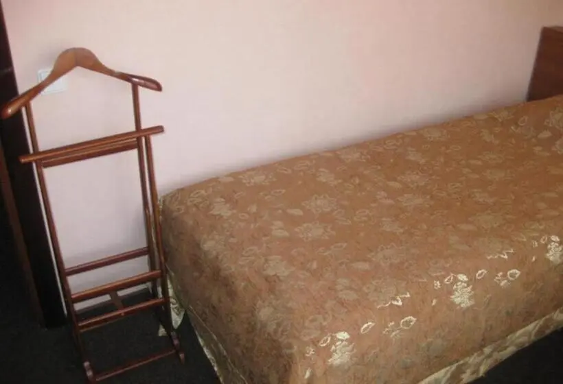 اتاق اکونومی, Complex Zelenyi Gai