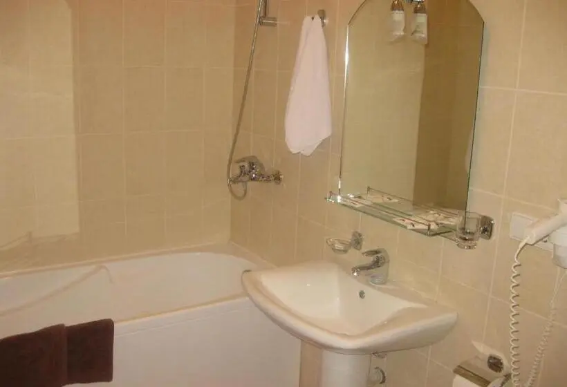 اتاق استاندارد, Complex Zelenyi Gai
