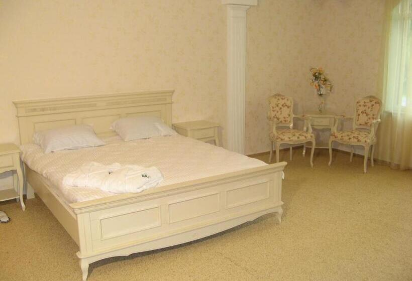 סוויטה, Complex Zelenyi Gai