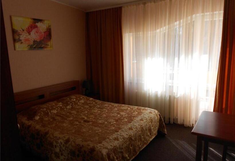 חדר סופריור, Complex Zelenyi Gai