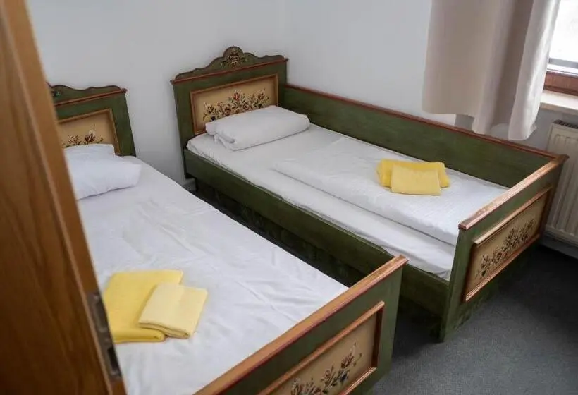 اتاق خانوادگی, Ferien Vom Ich, Bayerischer Wald, Hotel & Restaurant