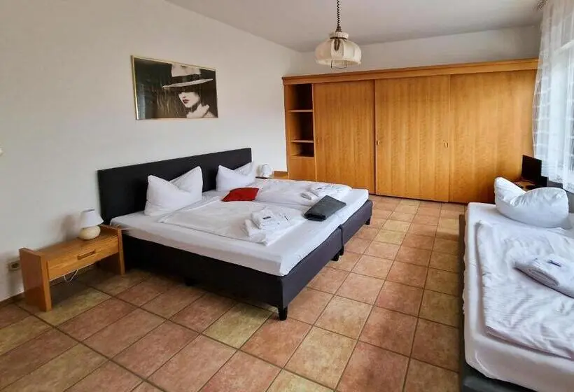 اتاق خانوادگی, Ferien Vom Ich, Bayerischer Wald, Hotel & Restaurant