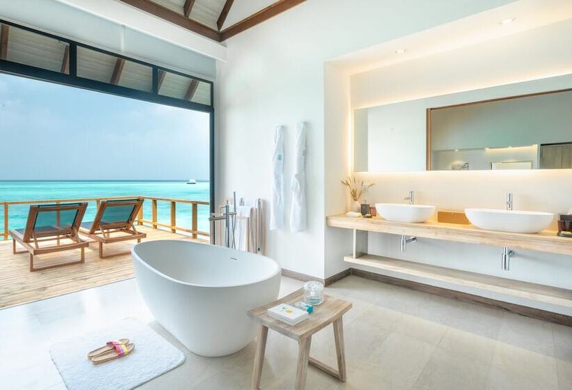 ویلای یک اتاق خوابه با استخر شنا, Fushifaru Maldives
