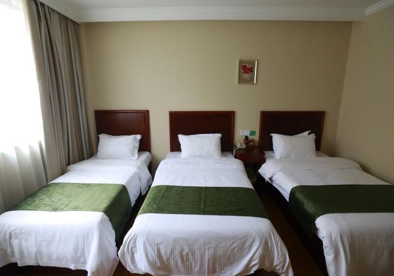 Habitació Triple Estàndard, Greentree Inn Shanghai Hongqiao Hub Qibao Express