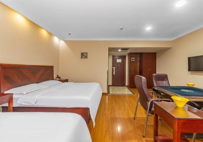 Family Room, Greentree Inn Shanghai Hongqiao Hub Qibao Express