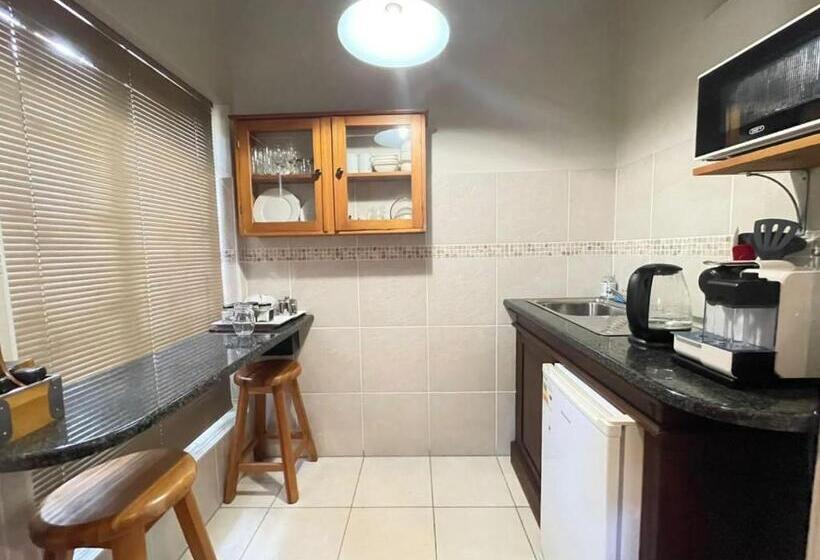 Номер Deluxe, Mongoose Manor Bnb