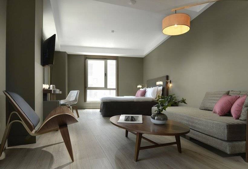 Полулюкс, Lake Spirit Boutique Hotel & Spa
