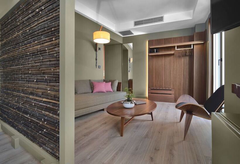 جناح جونيور, Lake Spirit Boutique Hotel & Spa