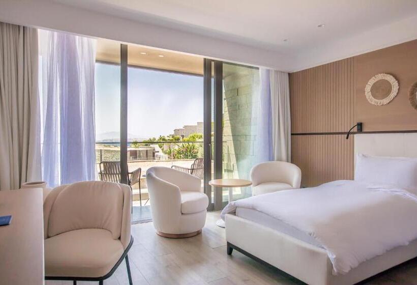 غرفة ديلوكس ذات إطلالة جانبية على البحر, Mett Hotel & Beach Resort Bodrum