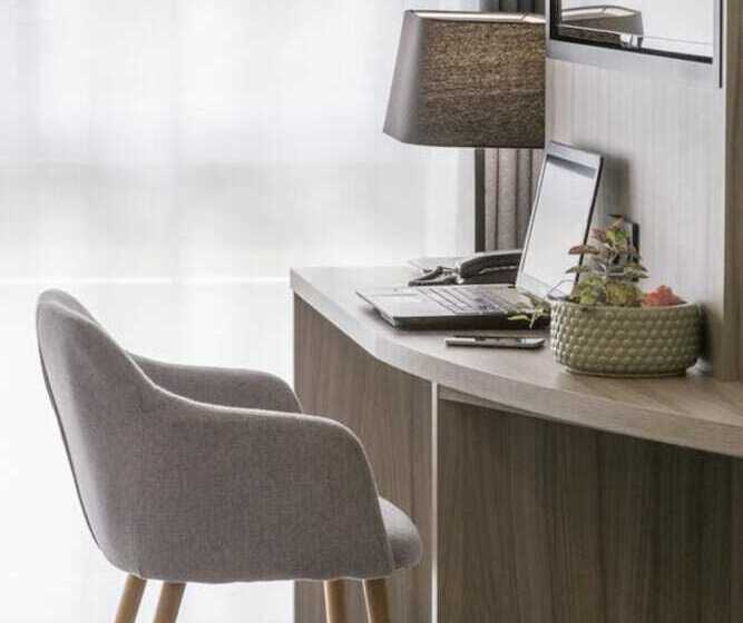 Студия Стандарт, Nemea Appart Hotel Stadium Bordeaux Aéroport