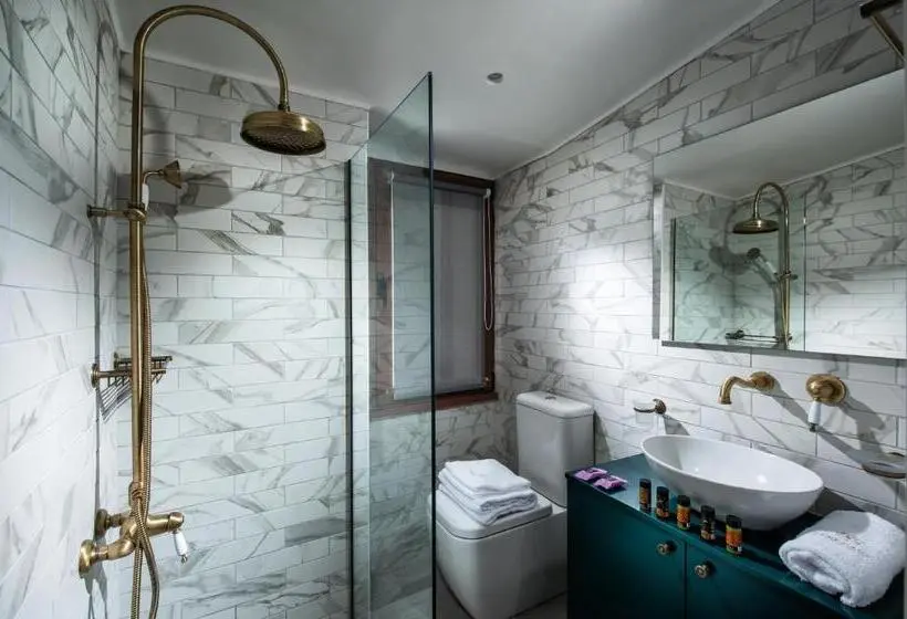 سوییت دوبلکس, Veneziano Boutique