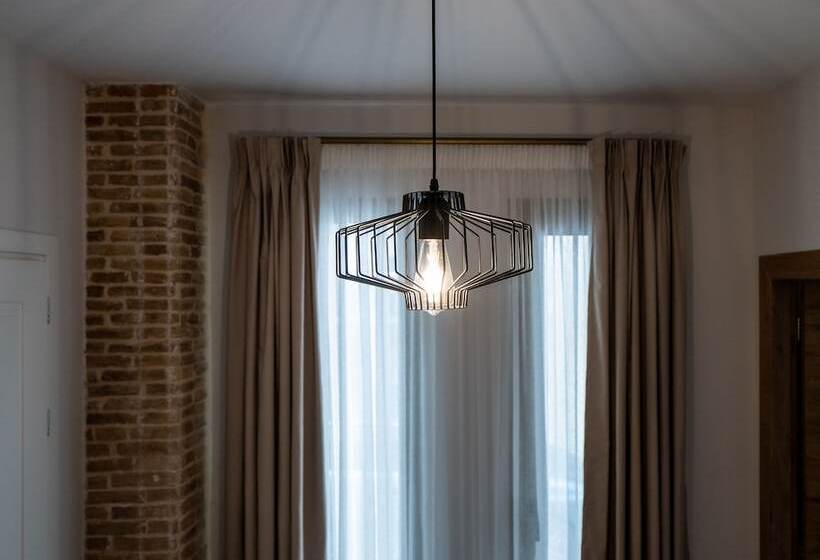 סוויטת סניור, Veneziano Boutique