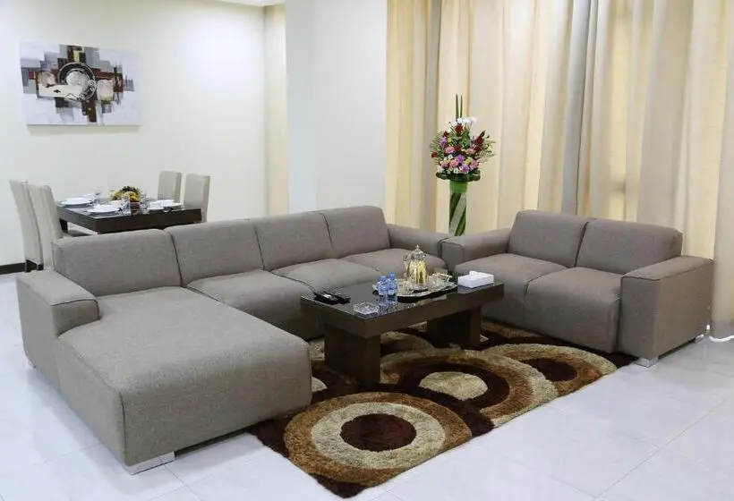 سوئیت خانواده 2 خوابه, Belle Tower Apartments