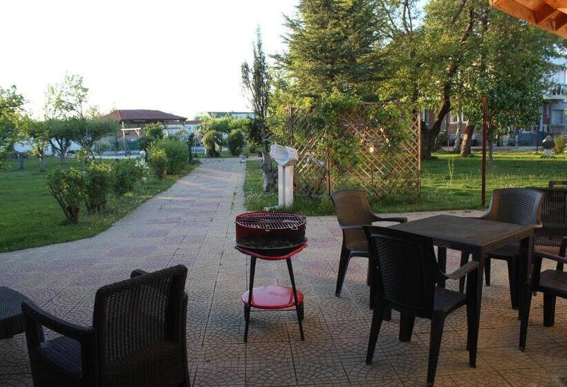 스탠다드 룸, Galeria In The Garden