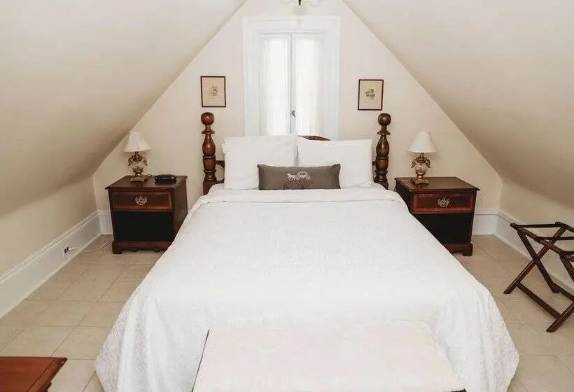 ２ベッドルームアパートメント, Grey Gables Inn