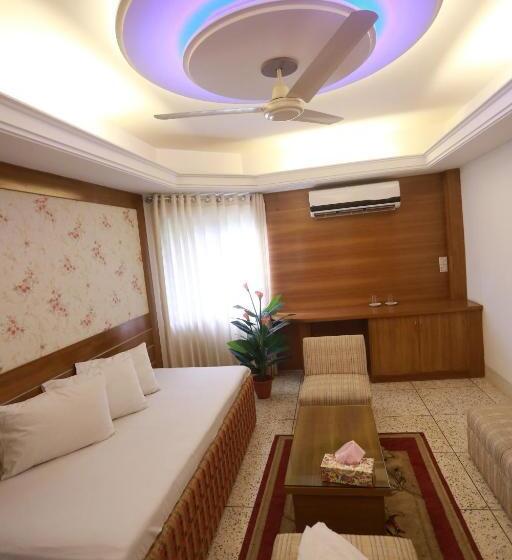 سوییت, Nagar Valley Hotel Ltd