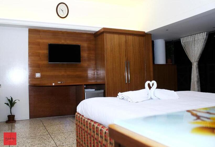 سوییت, Nagar Valley Hotel Ltd