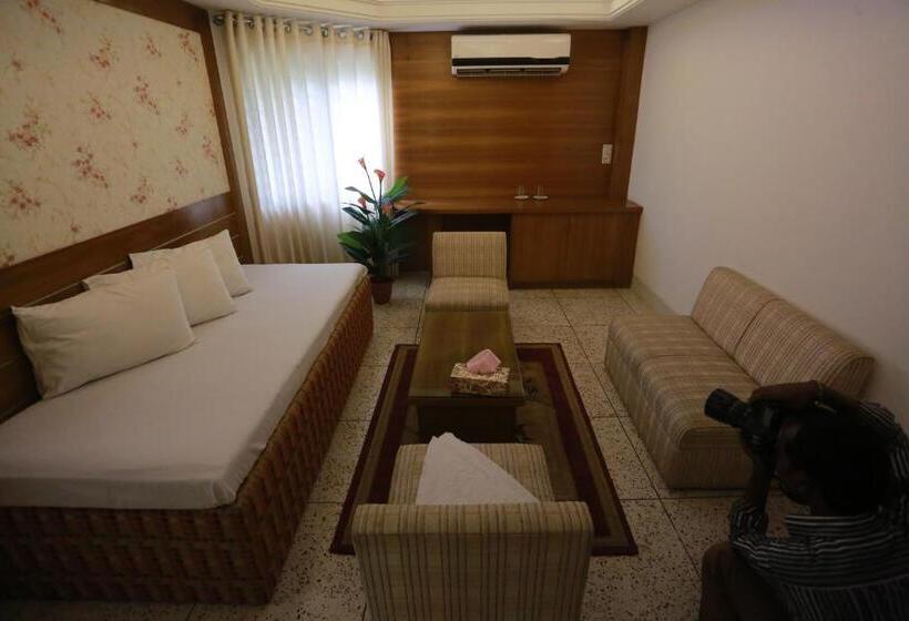 سوییت, Nagar Valley Hotel Ltd