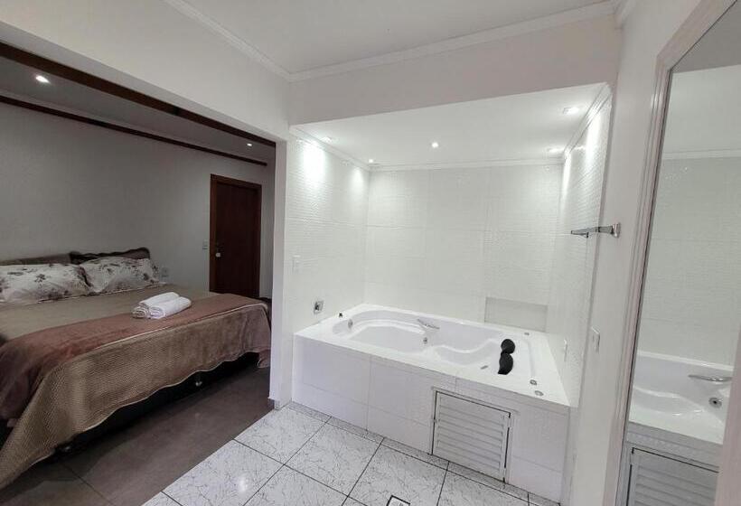 자쿠지 스위트, Pousada Cravo & Canela