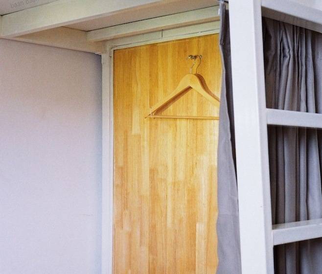 공동 객실, Baan Baan Hostel