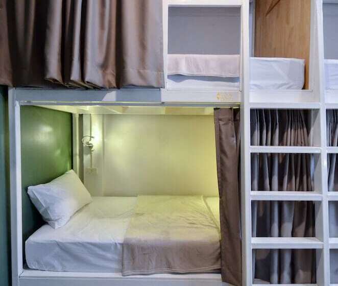 Yatak Paylaşımlı Oda, Baan Baan Hostel