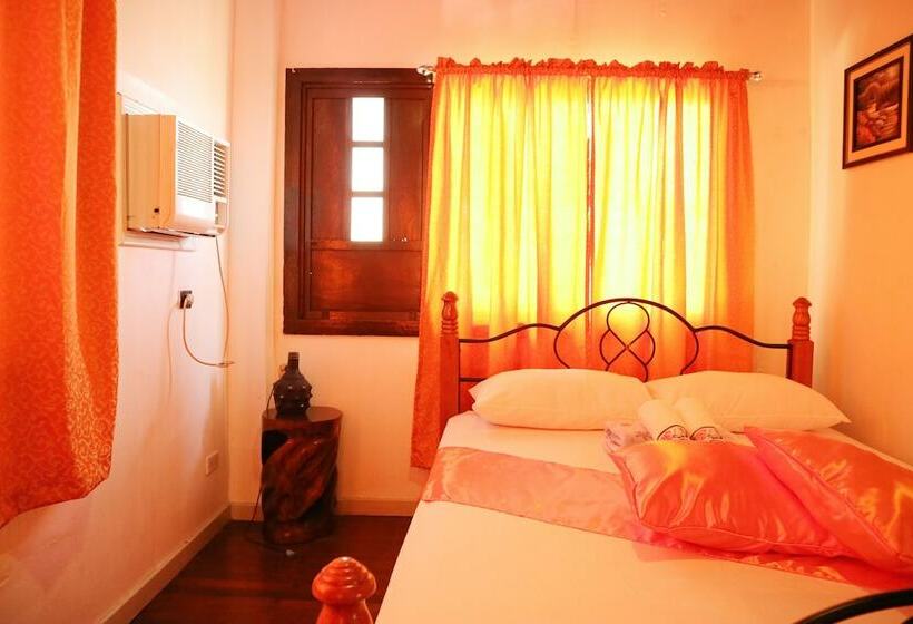 اتاق لوکس, Isla Bonita Beach Resort