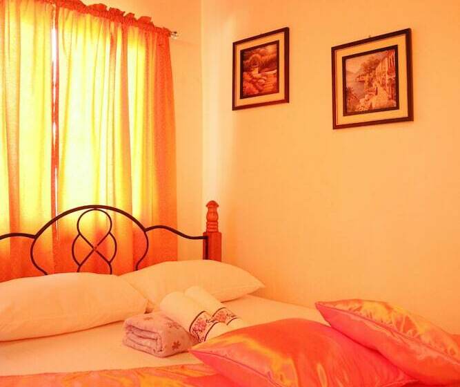 اتاق لوکس, Isla Bonita Beach Resort