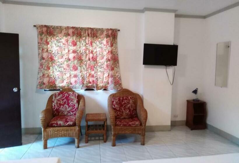 استودیو خانوادگی, Isla Bonita Beach Resort