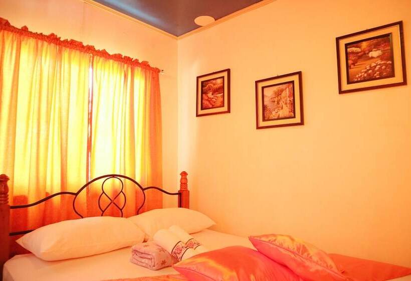 اتاق لوکس, Isla Bonita Beach Resort