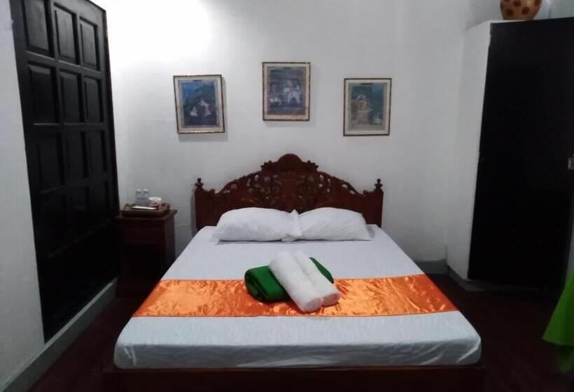 اتاق لوکس, Isla Bonita Beach Resort