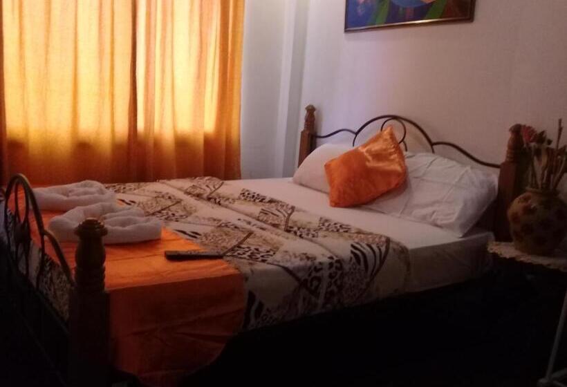 اتاق لوکس, Isla Bonita Beach Resort