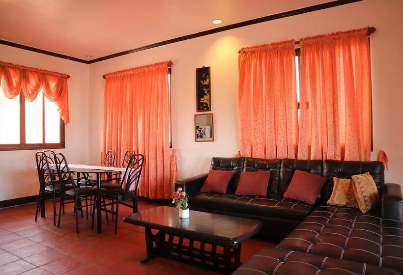 سوییت خانوادگی, Isla Bonita Beach Resort