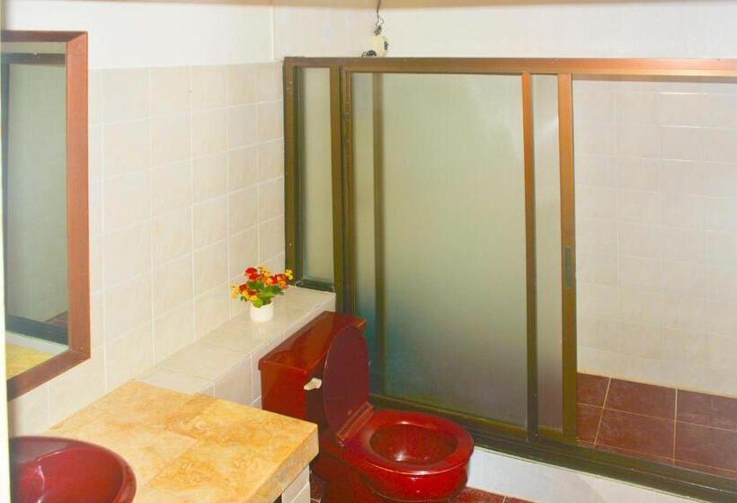 سوییت خانوادگی, Isla Bonita Beach Resort