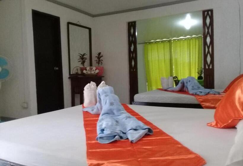 استودیو خانوادگی, Isla Bonita Beach Resort