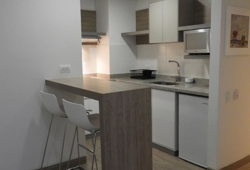 جناح جونيور, Park V