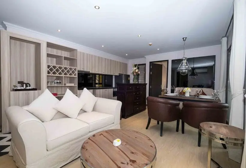 スイート（家族用）, The Symphony Suites Pattaya