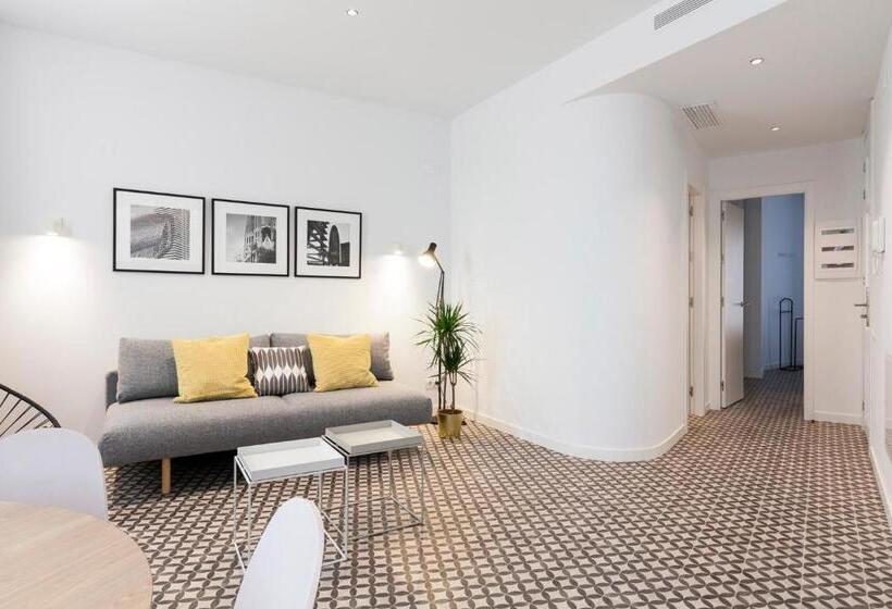 Апартаменты 2 Спальни, Aspasios Poble Nou Apartments