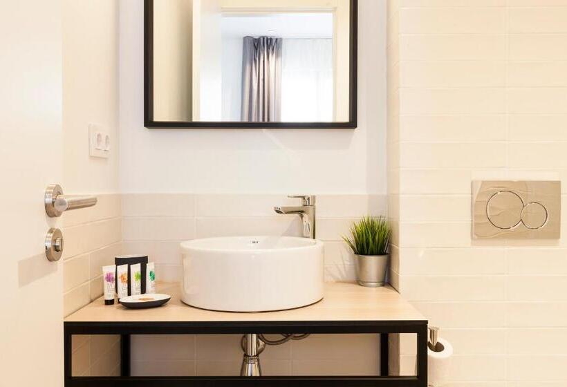 Апартаменты 3 Спальни, Aspasios Poble Nou Apartments