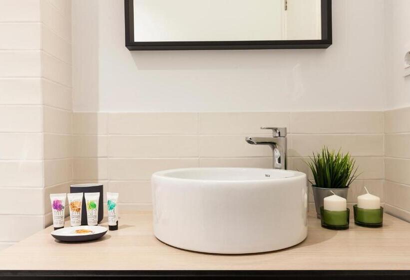 Апартаменты 3 Спальни, Aspasios Poble Nou Apartments