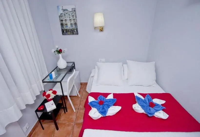 اتاق استاندارد یک نفره, Barcelona City Rooms