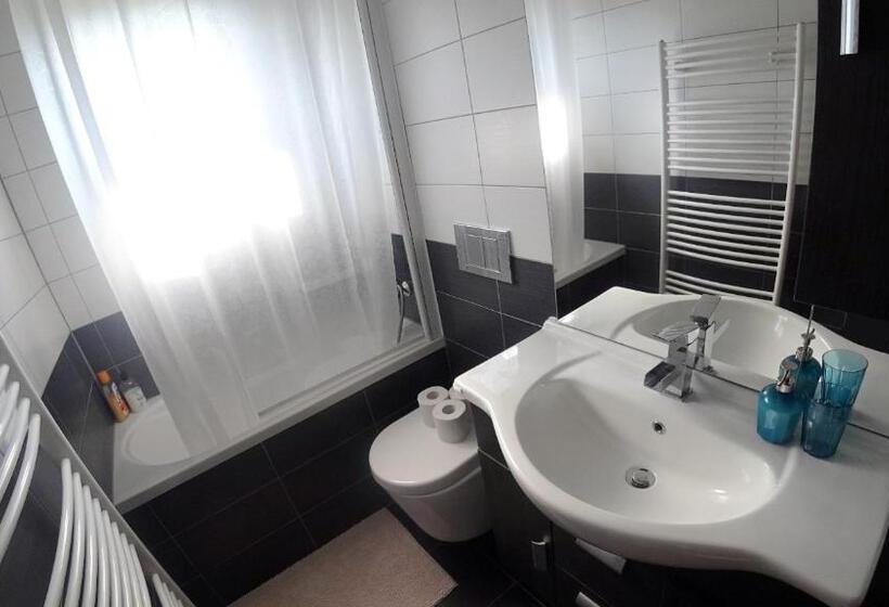 اتاق استاندارد سه نفره, Guesthouse Soul