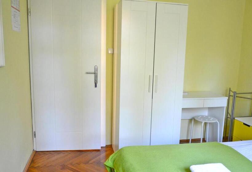 اتاق استاندارد با سرویس بهداشتی مشترک, Guesthouse Soul