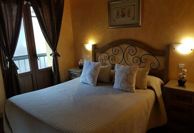 اتاق استاندارد با بالکن, Hostal Segovia Adults Only