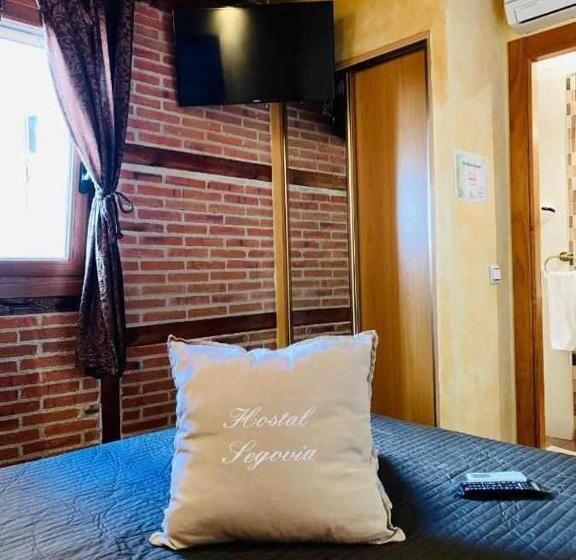 اتاق اکونومی, Hostal Segovia Adults Only
