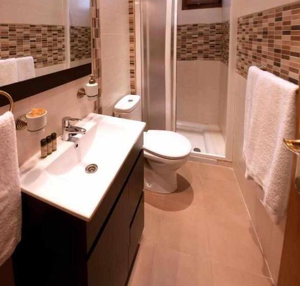 标准间带阳台, Hostal Segovia Adults Only