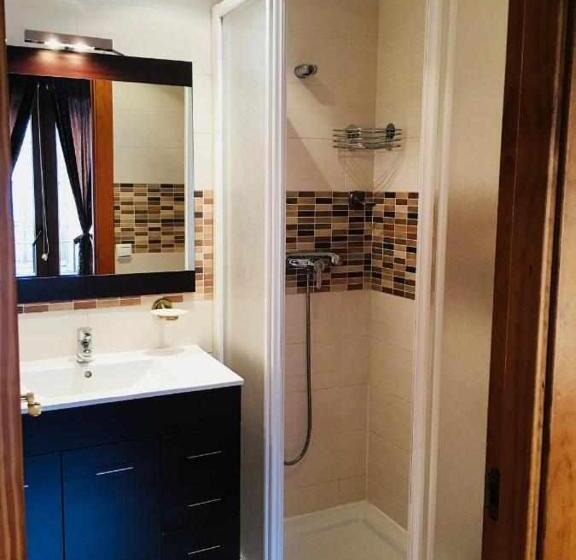 اتاق استاندارد با بالکن, Hostal Segovia Adults Only